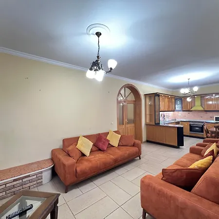 Center 2bedrooms Tirana