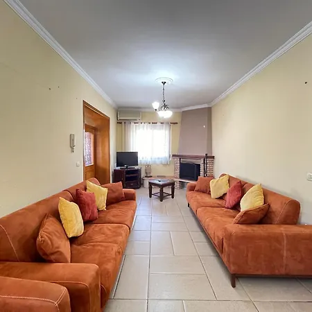 Center 2bedrooms Apartment Tirana