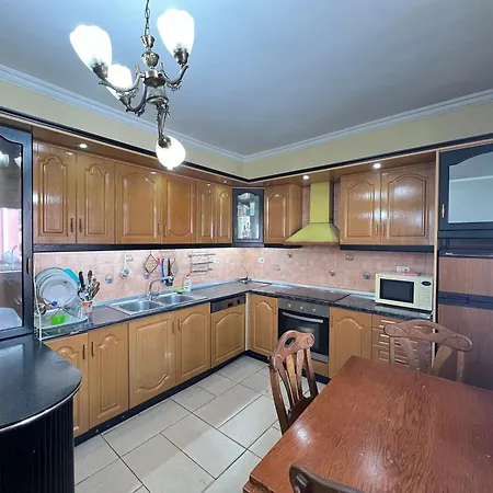 Апартаменты Center 2bedrooms *