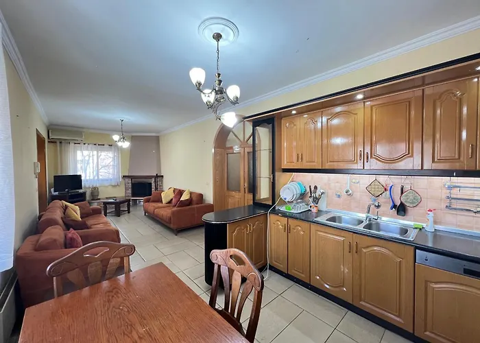 Center 2bedrooms *