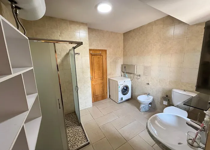 Center 2bedrooms Apartament Tirana